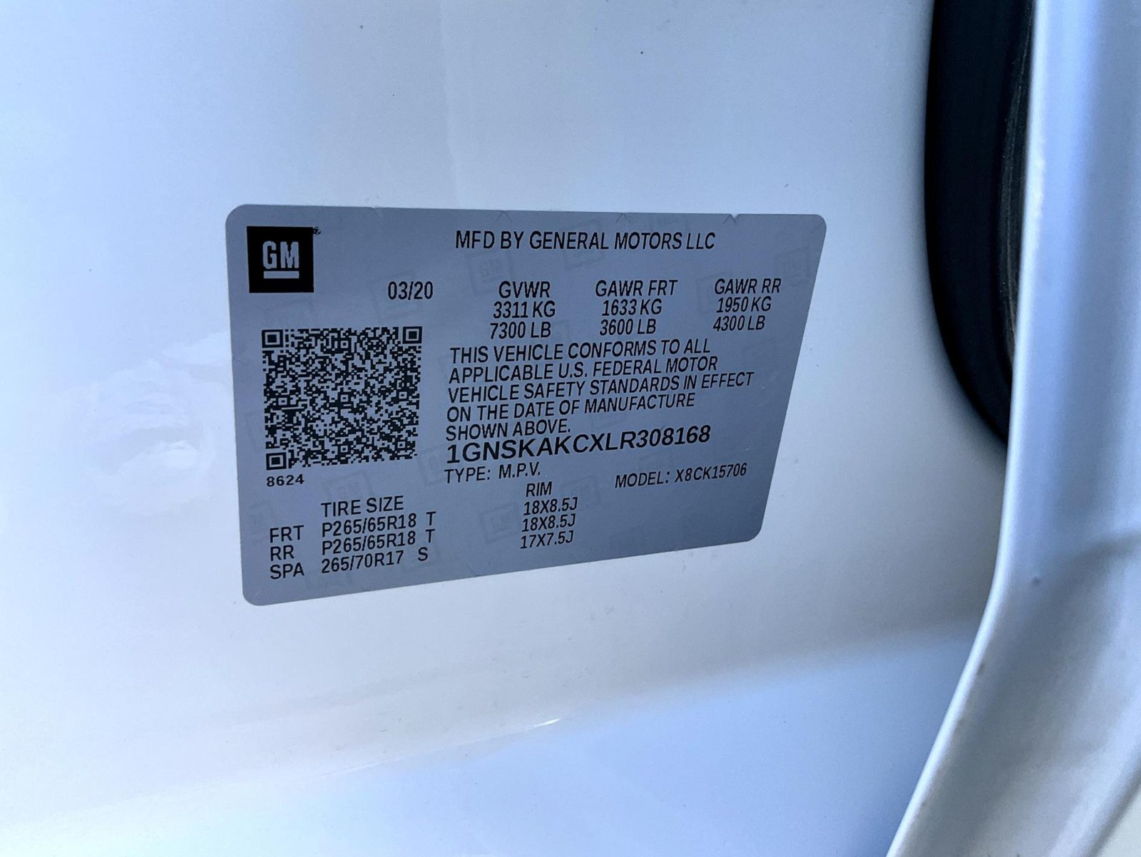 Used 2020 White Chevrolet LS image 25
