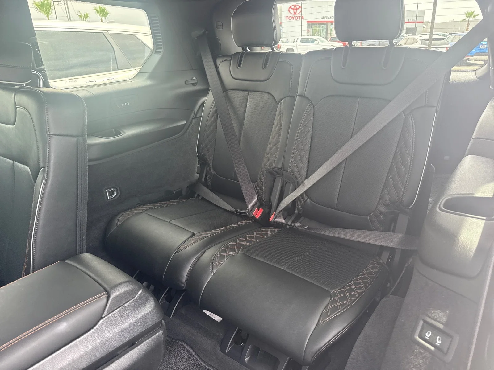 Used 2025 Silver Zynith Jeep Summit image 18