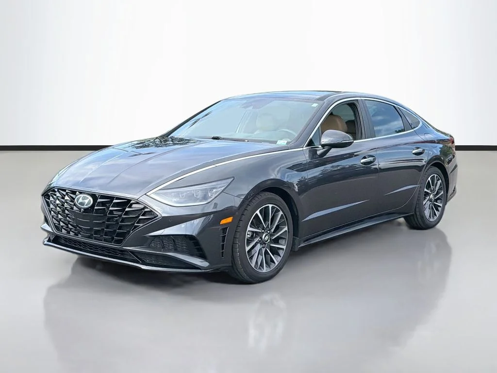 Used 2020 Gray Hyundai Limited image 2