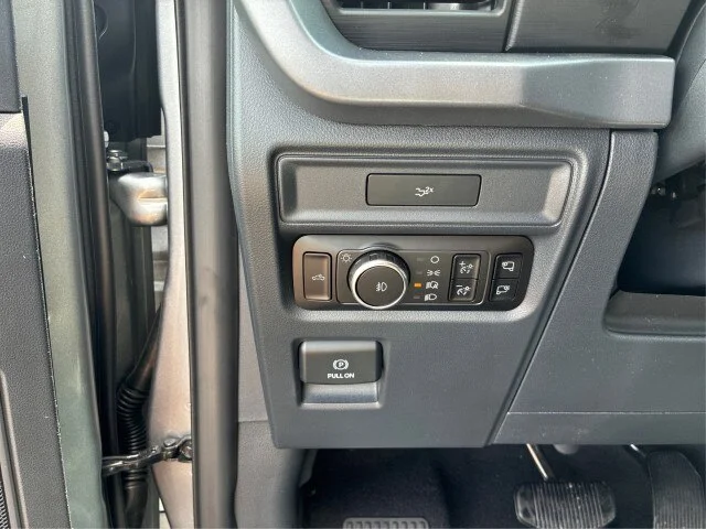 New 2026 Iconic Silver Metallic Ford XLT image 39