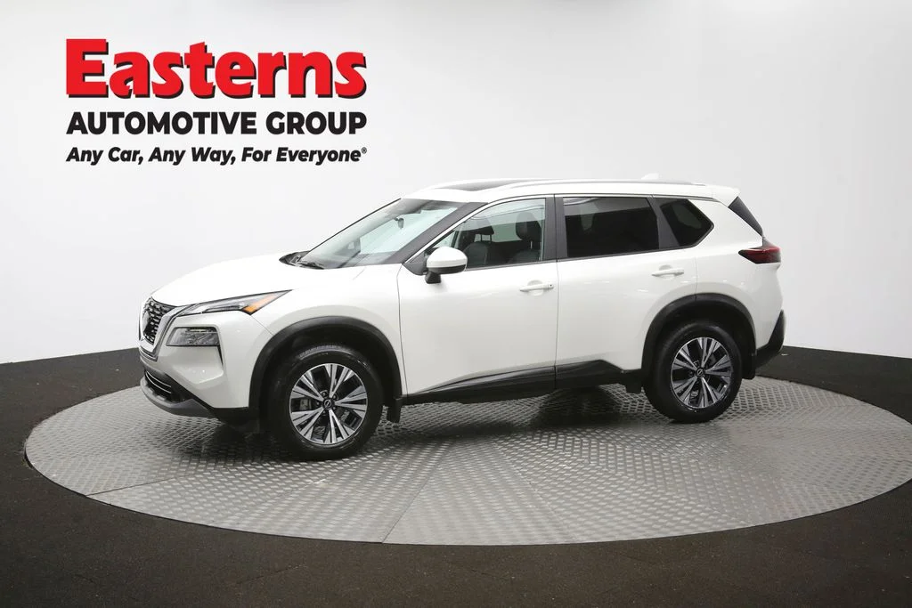 Used 2023 White Nissan SV image 58