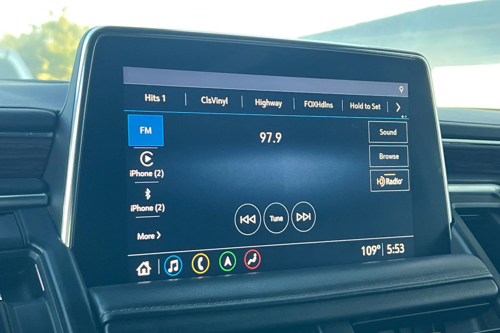 Used 2021 SATIN STEEL METALLIC Chevrolet High Country image 19