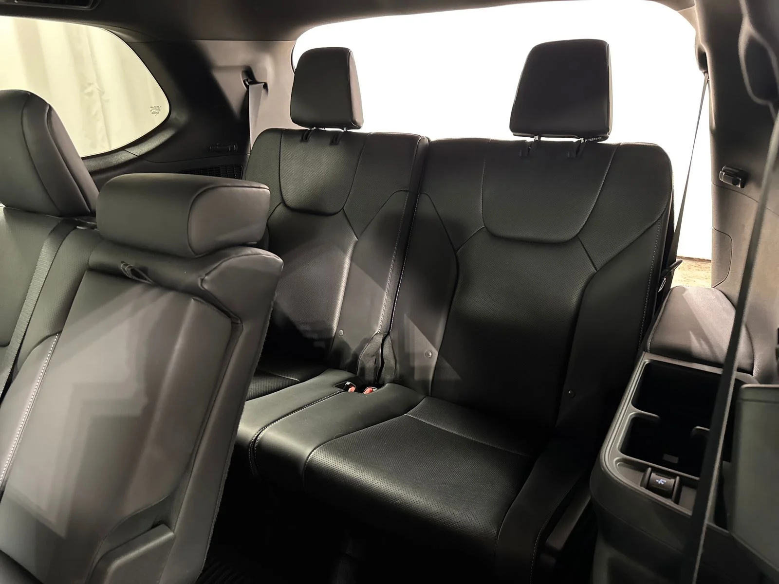 Used 2024 Wind Chill Pearl Lexus 350 Premium image 27