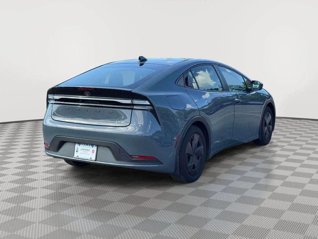 Used 2026 Guardian Gray Toyota SE image 7