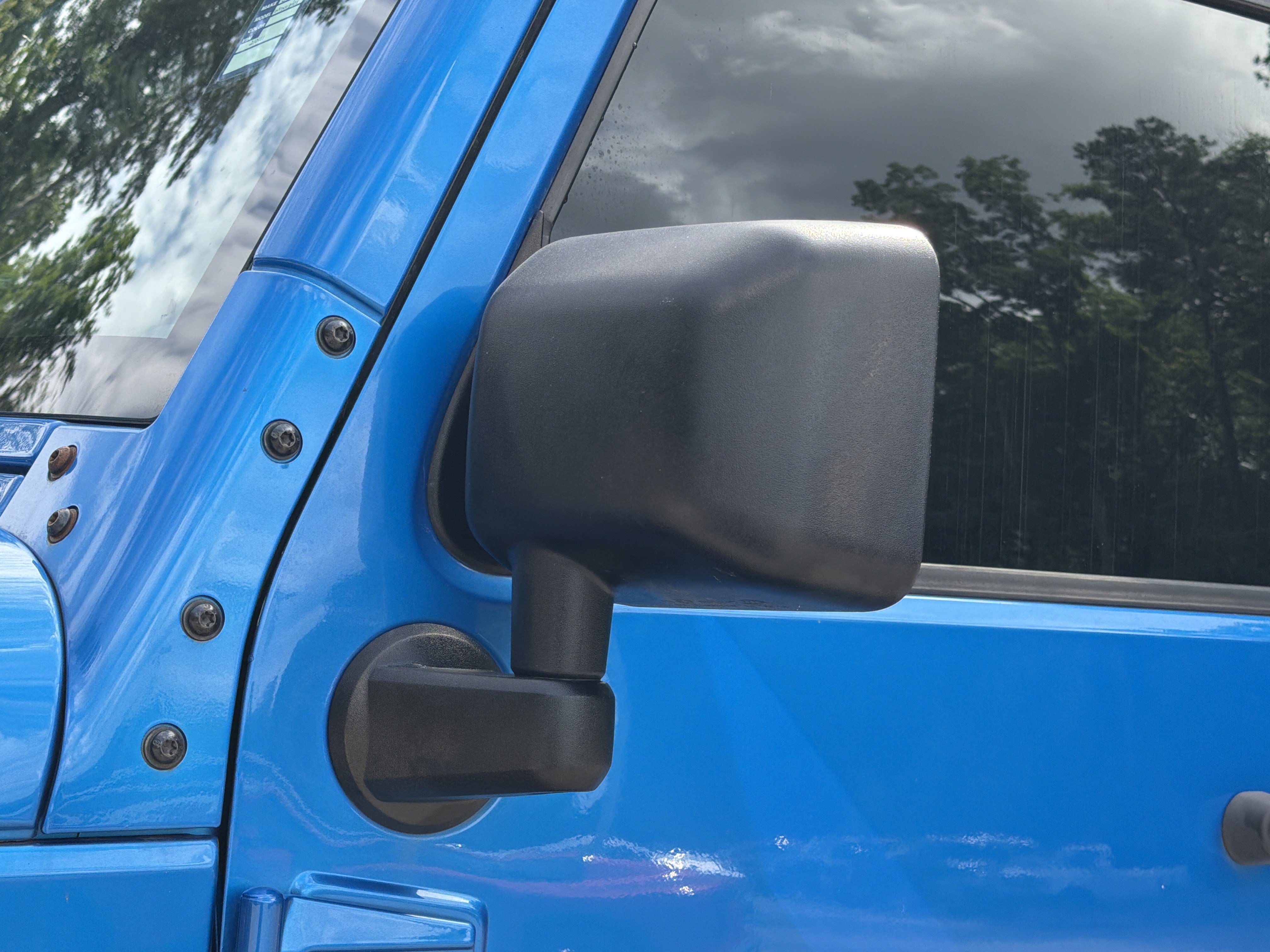 Used 2016 Hydro Blue Pearlcoat Jeep Willys Wheeler image 24