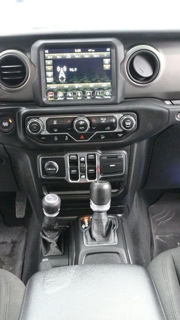 Used 2020 White Jeep Unlimited Willys image 22
