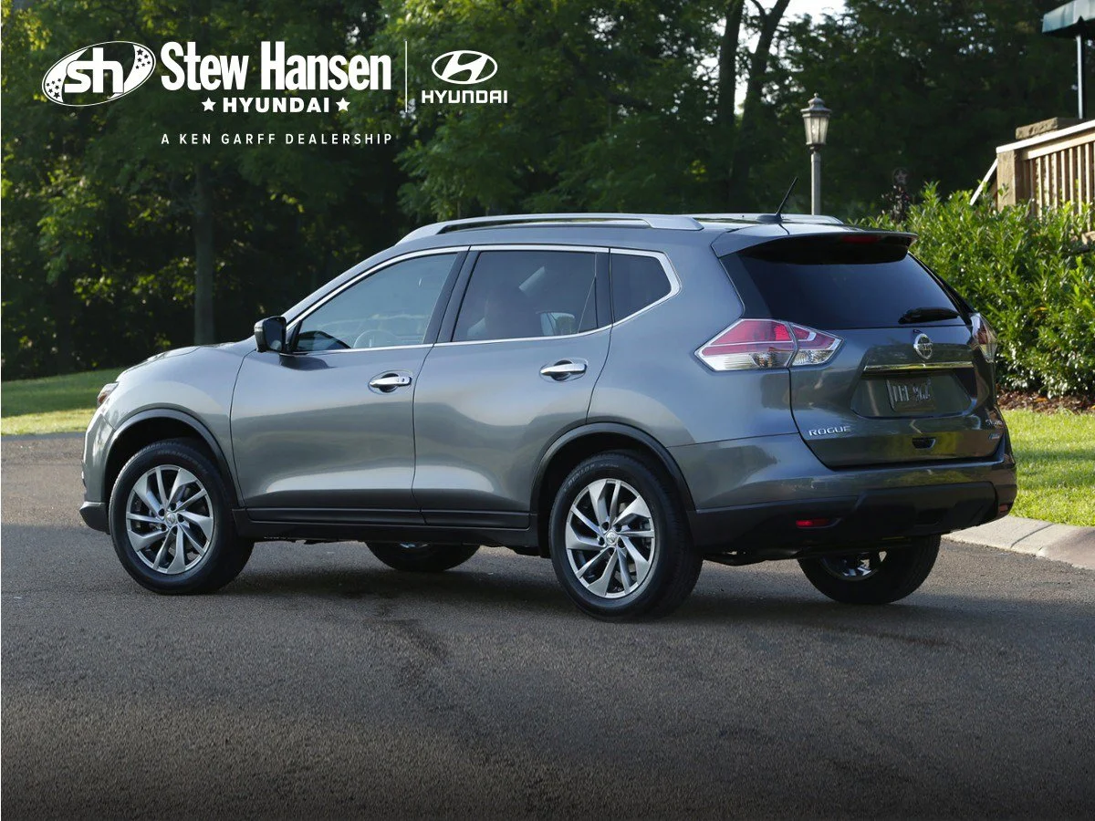 2016 Nissan Rogue SV AWD's photo