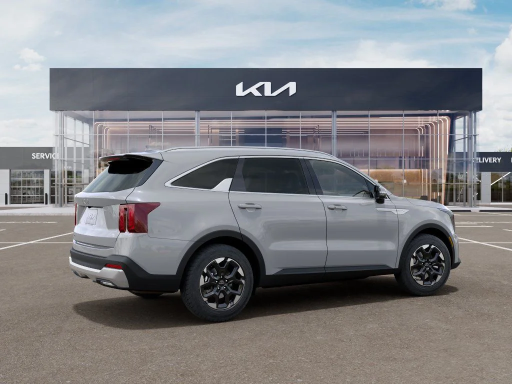 New 2026 Wolf Gray Kia S image 5