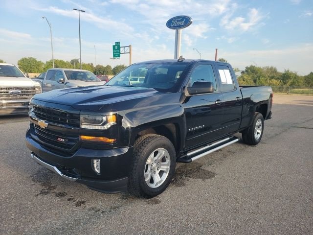Used 2016 Black Chevrolet LT image 17