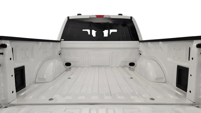New 2026 Oxford White Ford XLT image 45