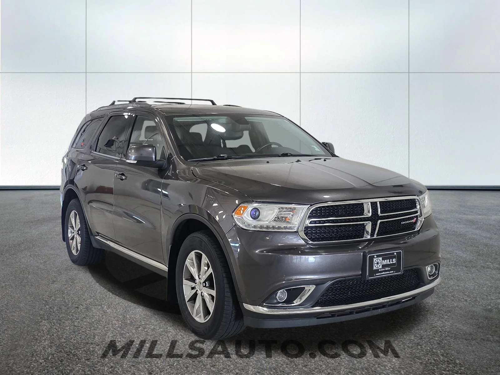 Used 2015 Gray Dodge Limited image 11