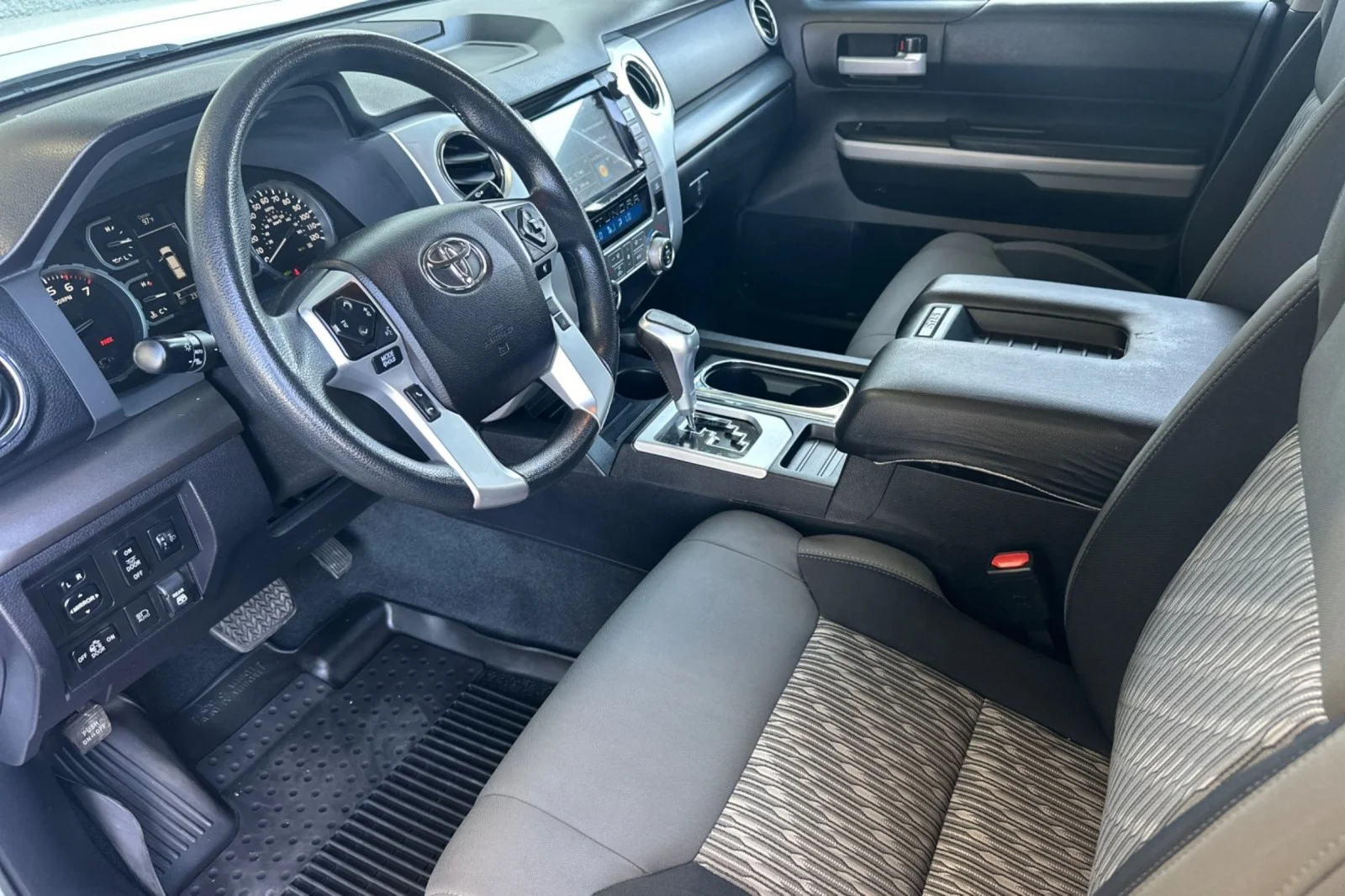 Certified Used 2021 Super White Toyota SR5 image 9