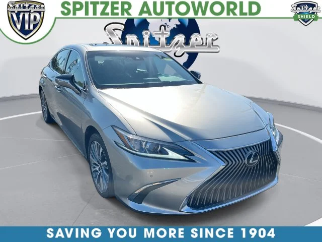 2019 Lexus ES