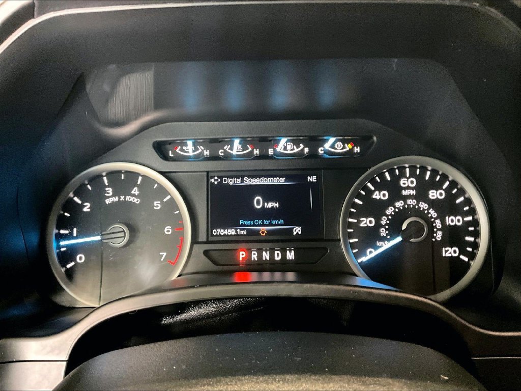 Used 2018 Gray Ford XLT image 25
