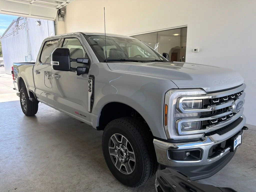 2026 Ford F-350 Super Duty Lariat