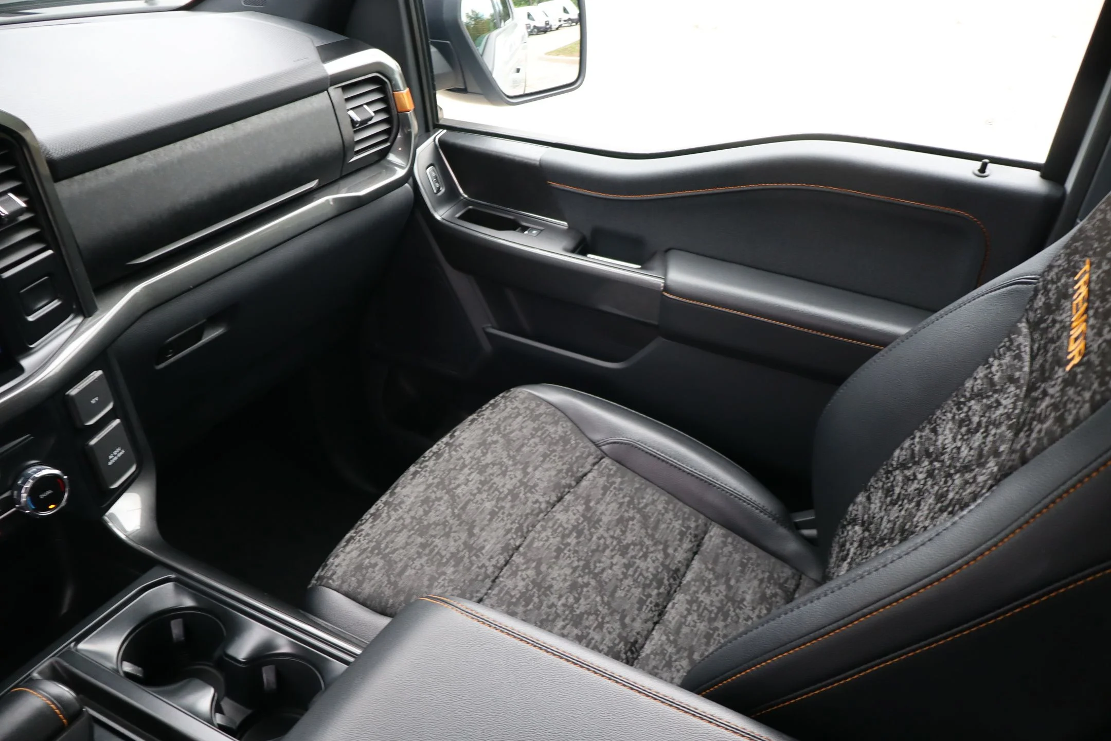 2023 Ford F-150 Tremor - Photo 23