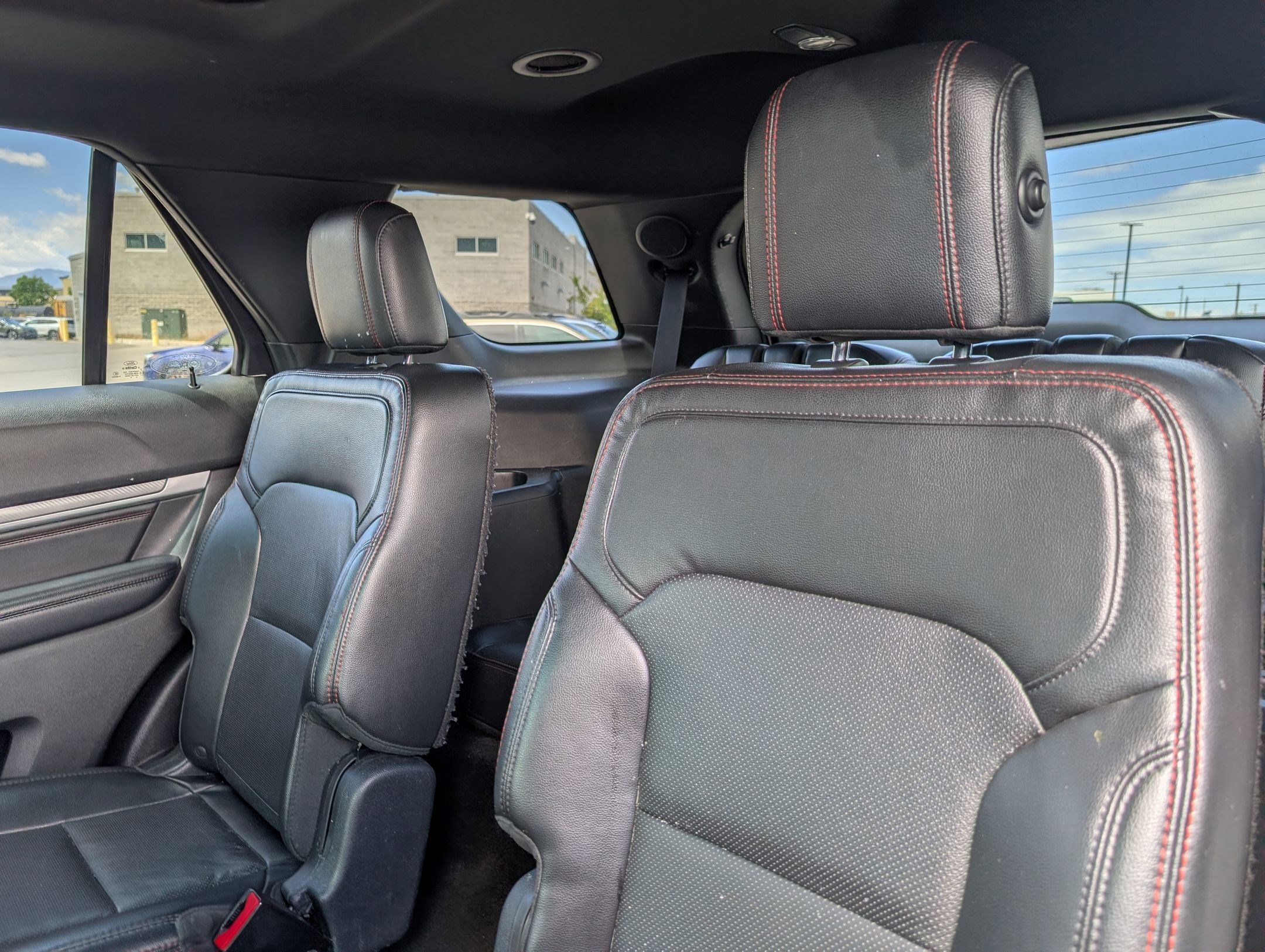 Used 2016 White Platinum Clearcoat Metallic Ford Sport image 27