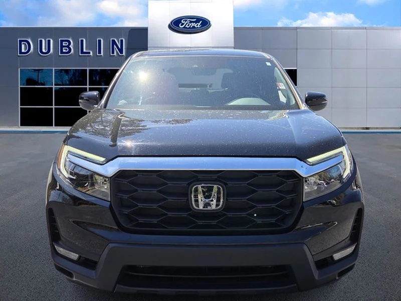 Used 2025 Black Honda EX-L image 2