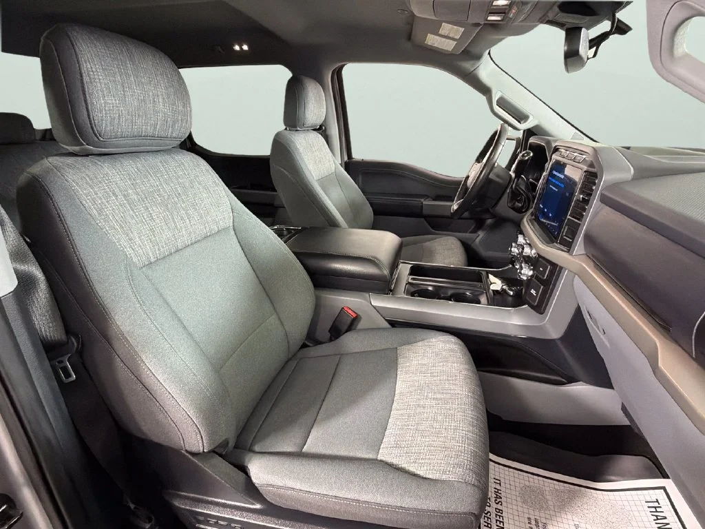 Used 2021 Silver Ford XLT image 34