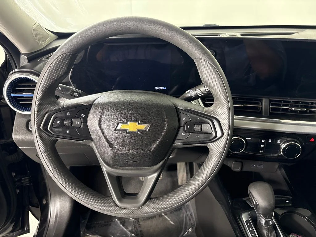 Used 2025 Black Chevrolet LT image 23