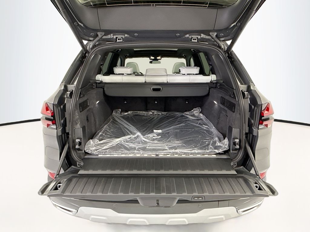 New 2026 Gray Metallic BMW xDrive50e image 27