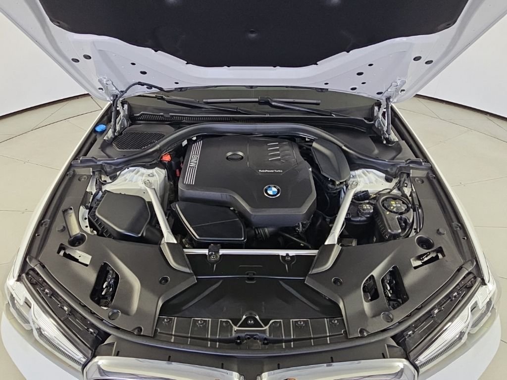 Certified Used 2023 Alpine White BMW 530i image 5