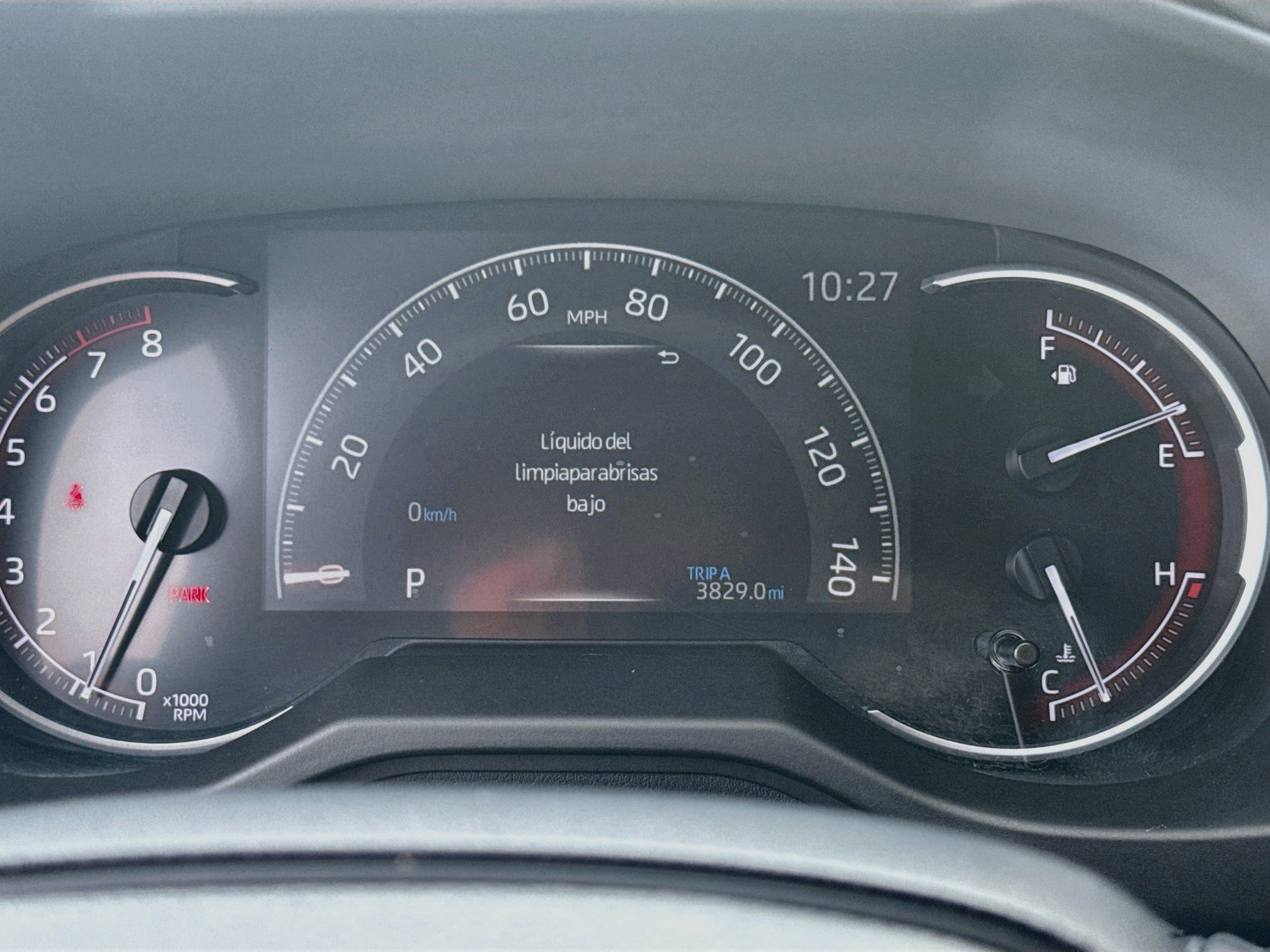 Used 2025 Ice Toyota LE image 9