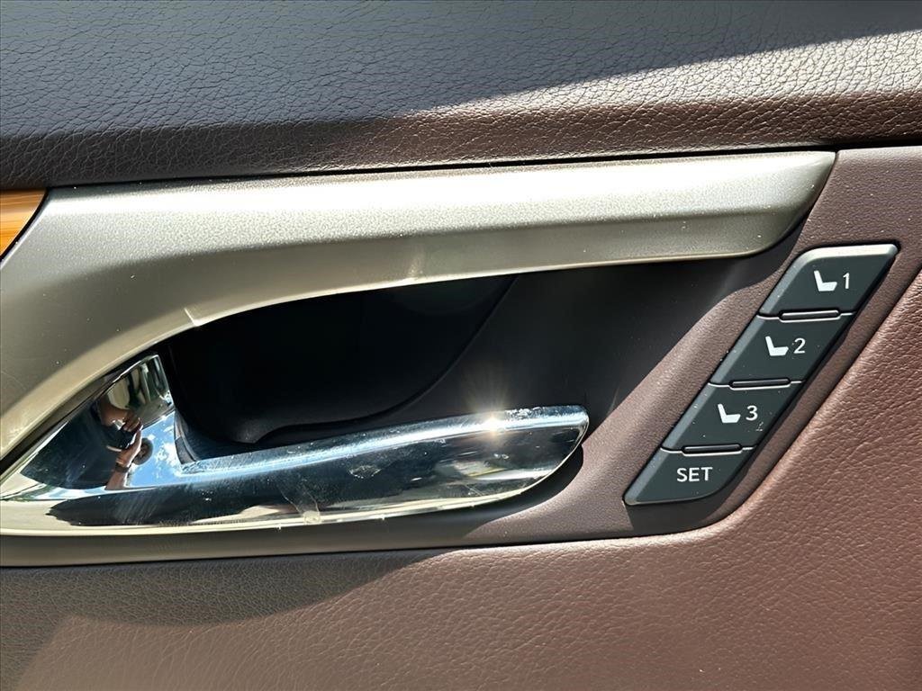 Used 2017 Nebula Gray Pearl Lexus RX 350 image 20