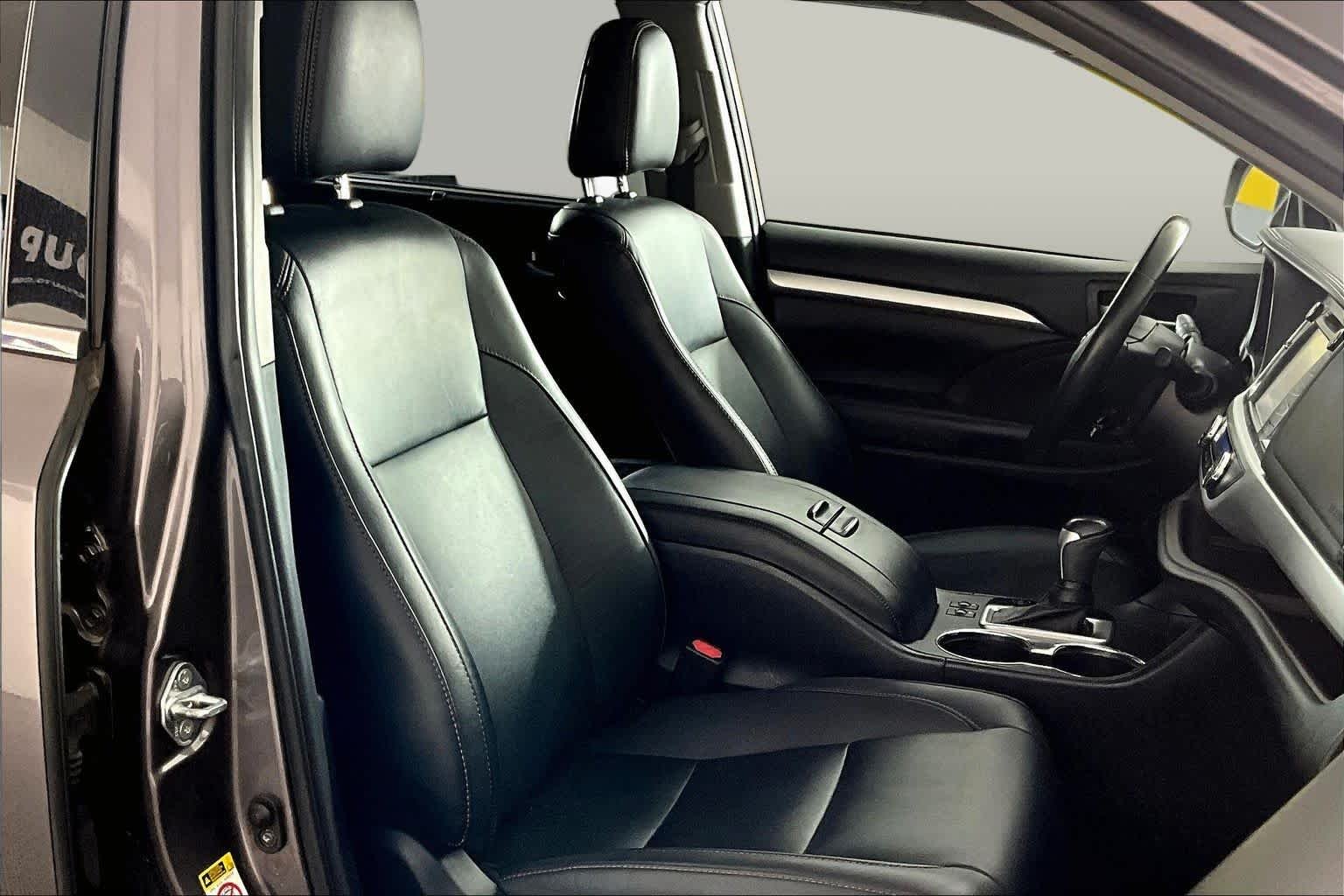 2019 Toyota Highlander XLE - Photo 9