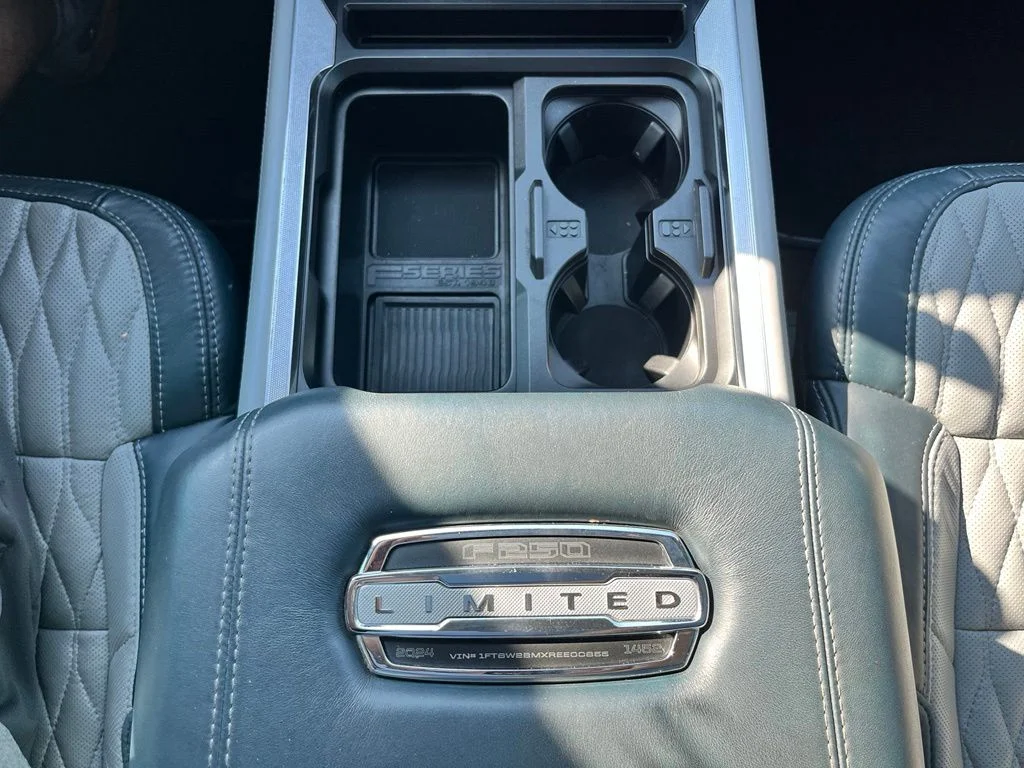 Used 2024 Silver Ford Limited image 20