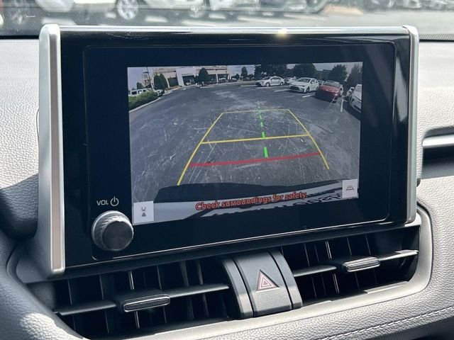 Used 2025 White Toyota XLE image 24