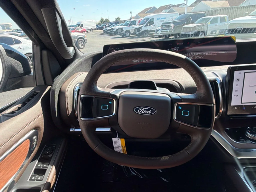 New 2027 Agate Black Metallic Ford MAX King Ranch® image 17