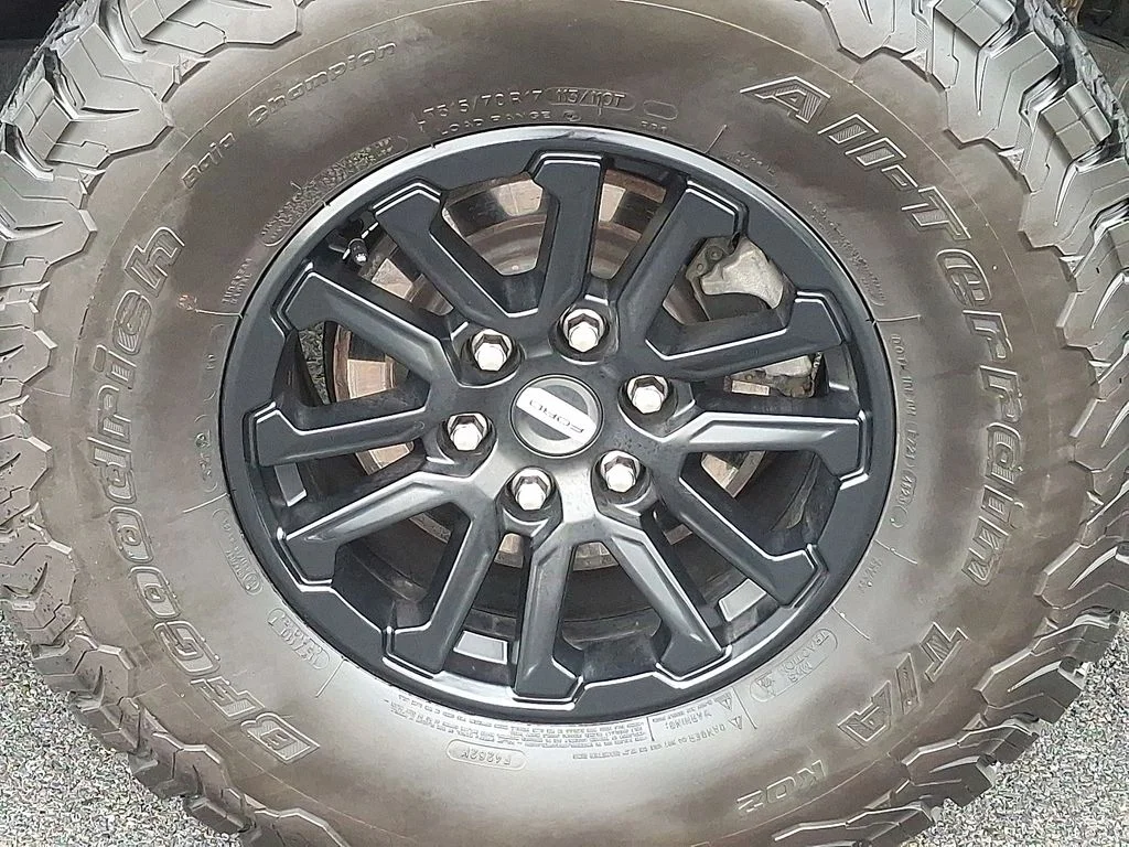 Used 2024 Black Metallic Ford Raptor image 8