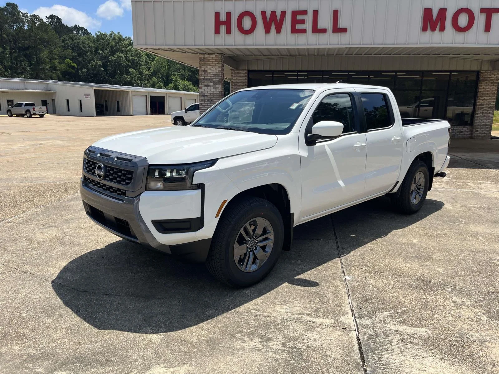 2026 Nissan Frontier SV Crew Cab 4X2 SWB's photo