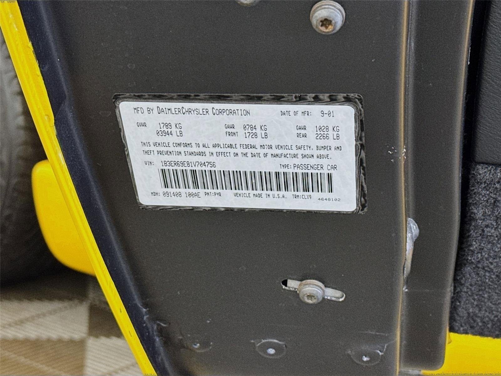 Used 2001 Viper Race Yellow Clearcoat Dodge GTS image 23