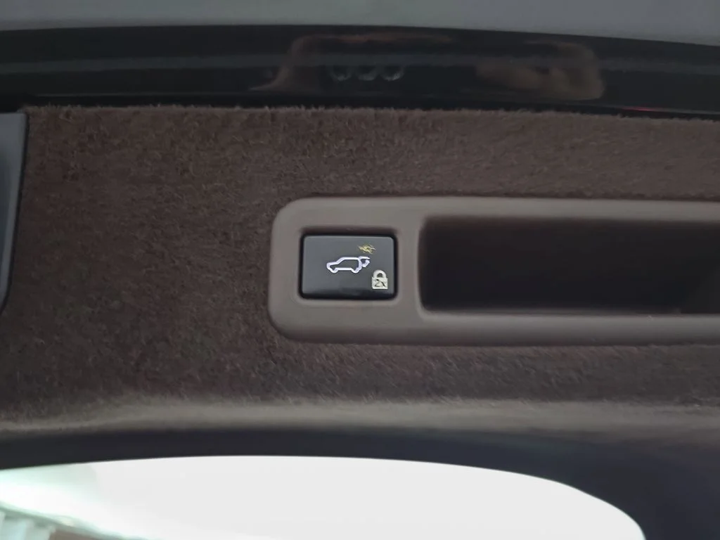 Used 2017 Black Lexus 350 image 16