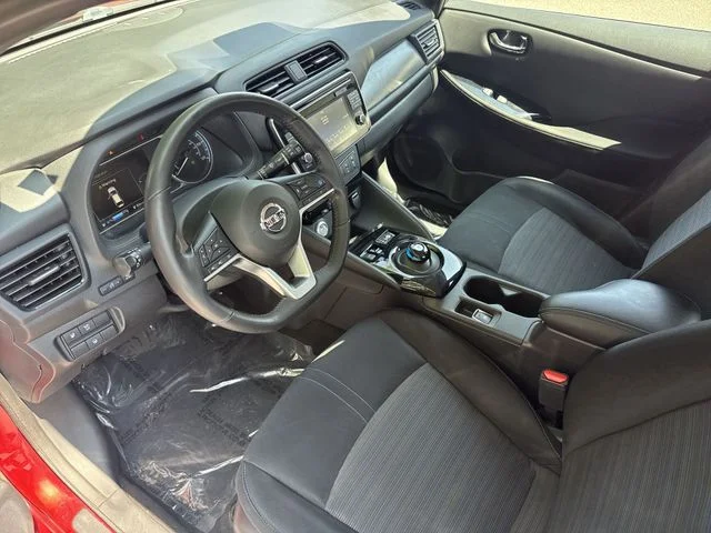 Used 2018 Red Nissan SV image 15