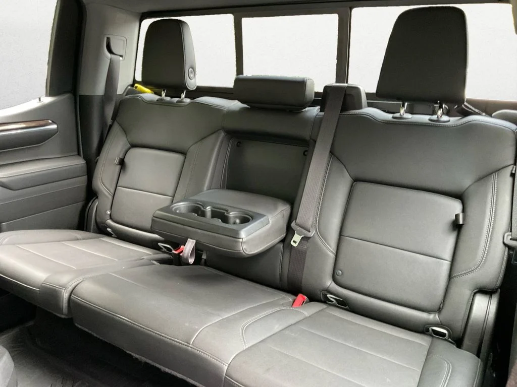 Used 2023 White Chevrolet RST image 9