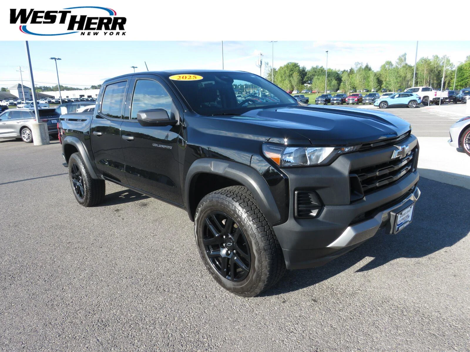 Used 2025 Black Chevrolet Trail Boss image 1