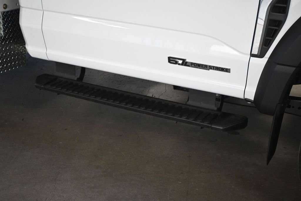 New 2026 Oxford White Ford XL image 26