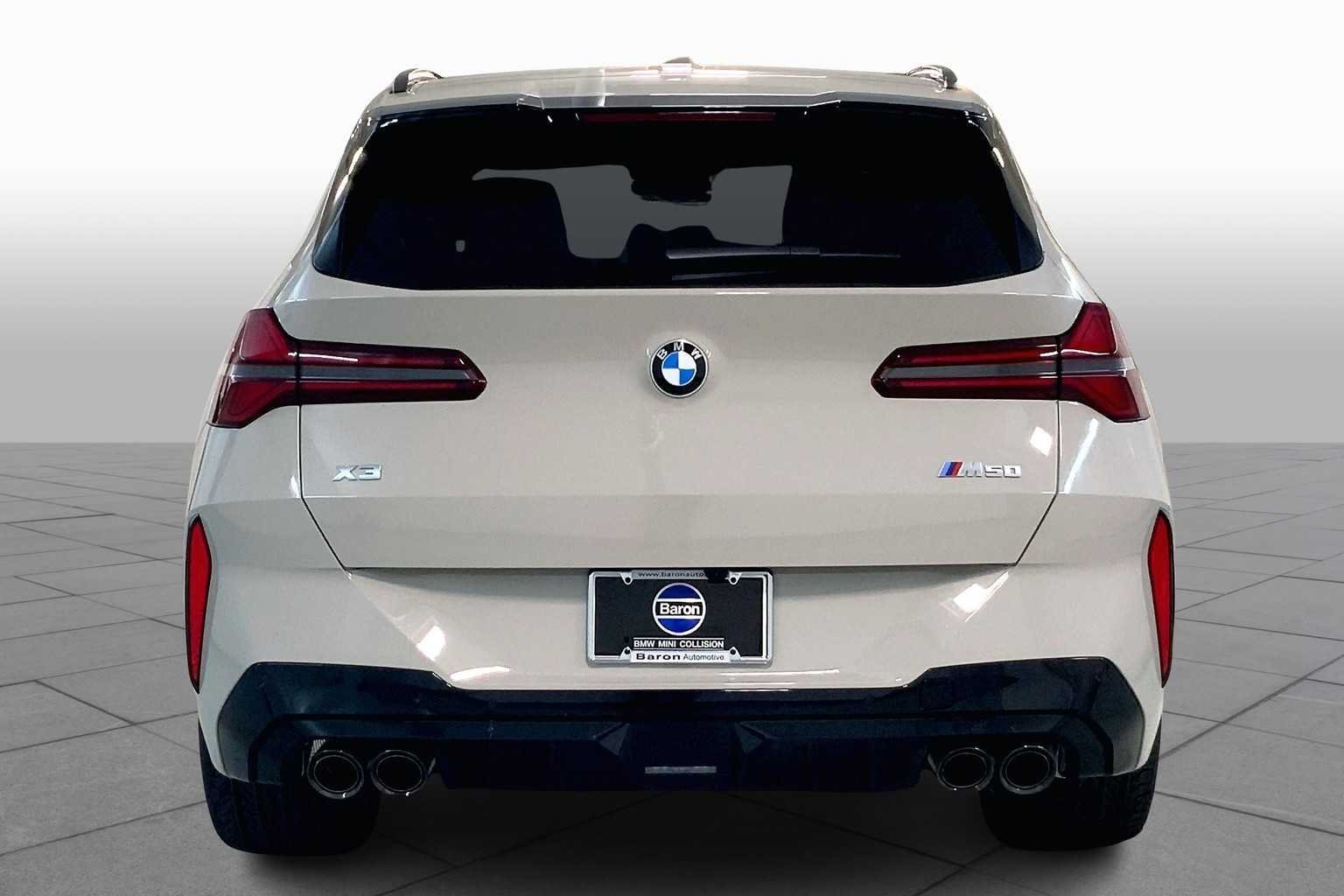 New 2026 Dune Grey Metallic BMW M50 xDrive image 4