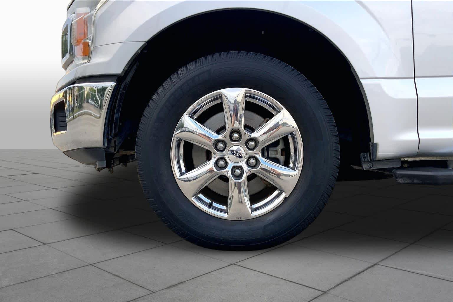 Used 2018 Ingot Silver Metallic Ford XLT image 10