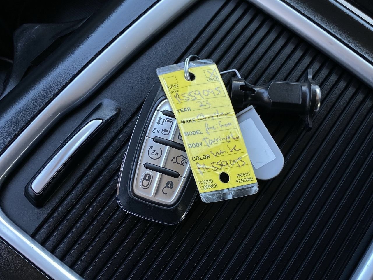 Used 2023 Bright White Chrysler Touring L image 35