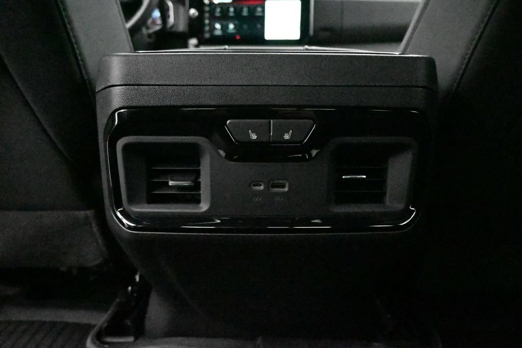2026 GMC Sierra 3500HD AT4 - Photo 25