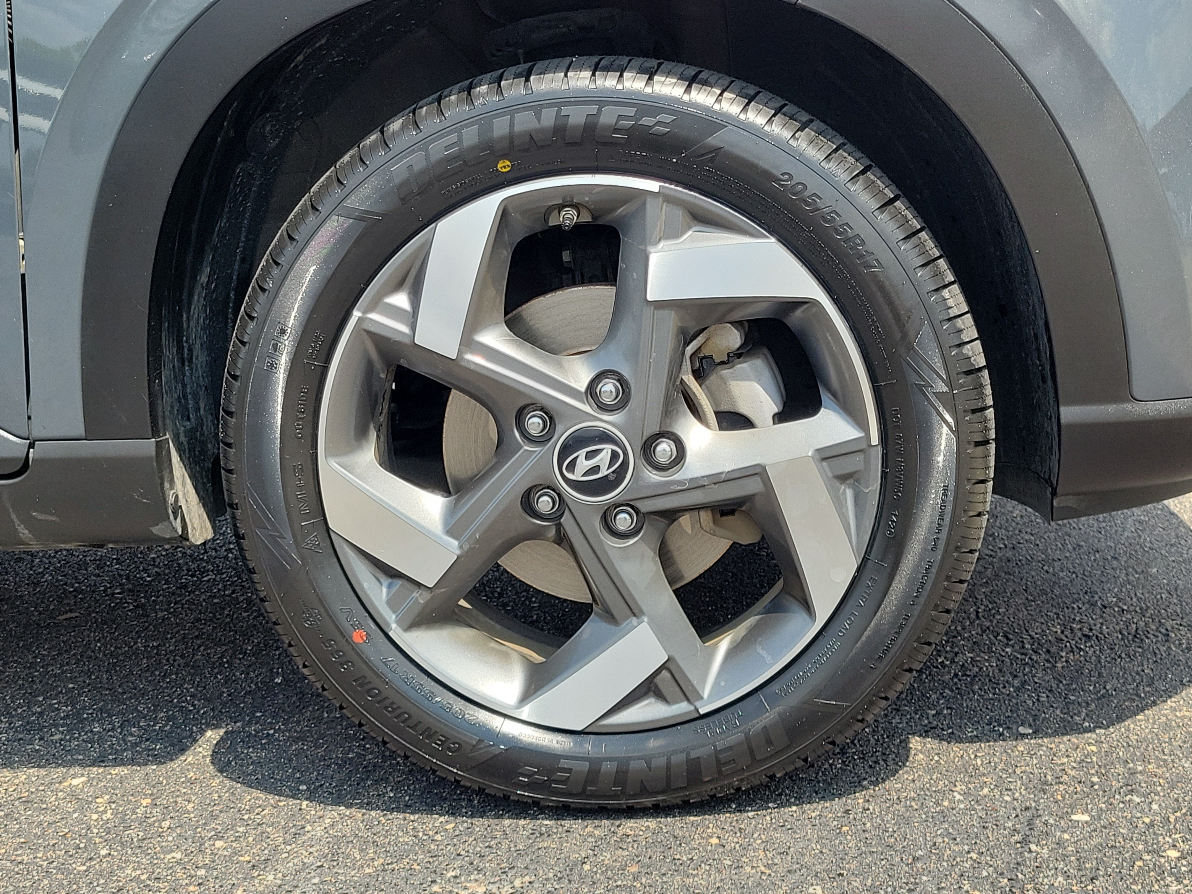 Certified Used 2025 Ecotronic Gray Hyundai SEL image 5
