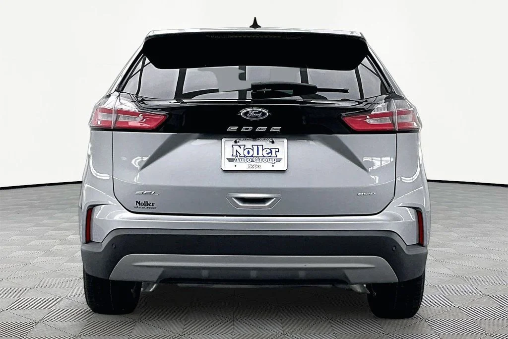 Certified Used 2024 Silver Metallic Ford SEL image 4