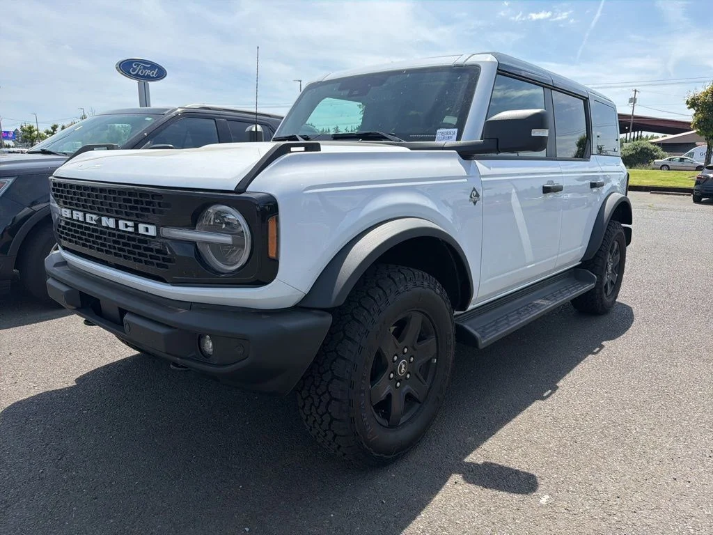 2025 Ford Bronco Outer Banks 4x4's photo