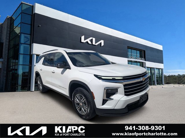 2025 Chevrolet Traverse FWD LT