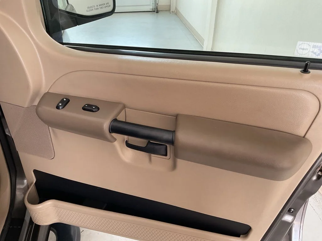 Used 2005  Ford XLT image 20