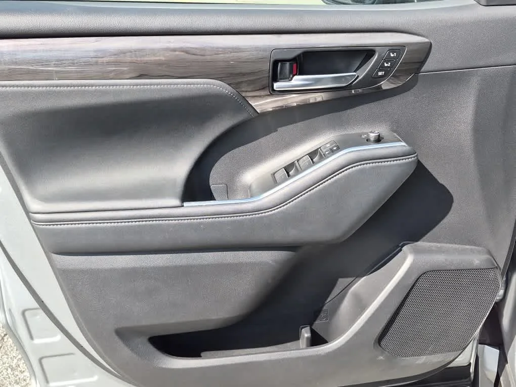 Certified Used 2024 Celestial Silver Metallic Toyota Platinum image 11